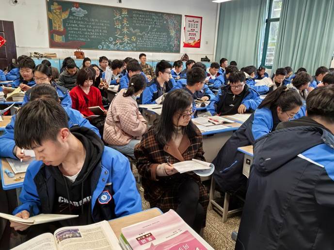 12e4dcdb2415fcbc6f273364be23040b